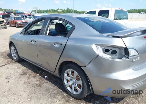 2013 Mazda Mazda3 I Sv из США, поврежденный, VIN JM1BL1TF9D1761342